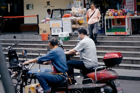 哥们网九龙朝 如果开车从泰州市内部出发