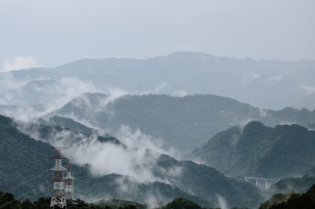 济南千佛山石窟：千佛峰下的佛教宝库