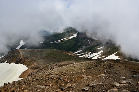 岳雷扫北(岳雷扫北：岳飞忠魂永铸民族基业)